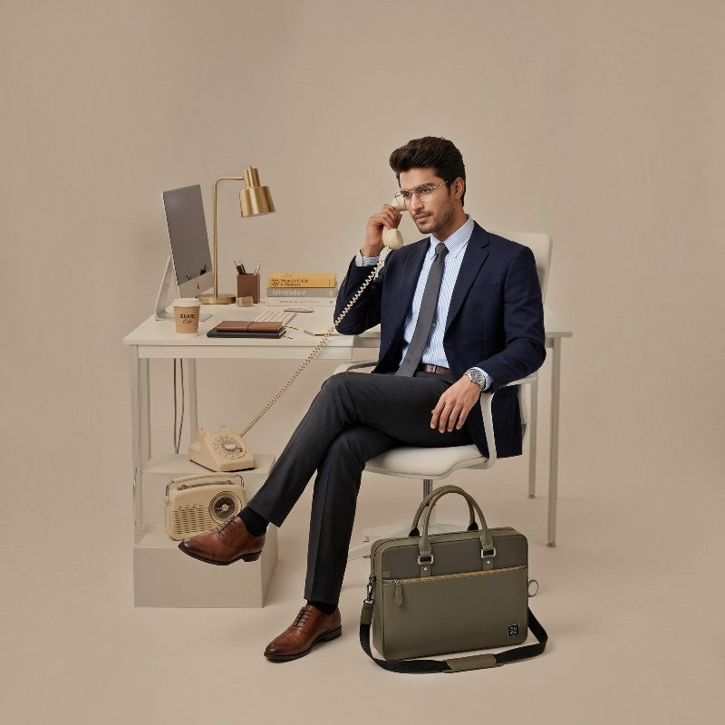 Commute Messenger Bag